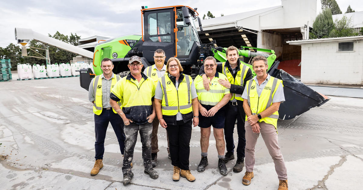 Raees Loader Ravensdown | Rolling in Ravensdown’s first electric loader: quietly ...