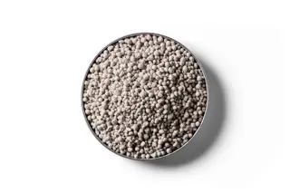 Magnesium Super fertiliser granules in a round dish